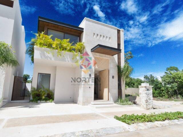 #NVC 072 - Casa para Venta en Cancún - QR - 2